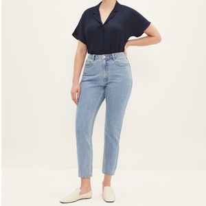 NWT STEVIE HIGHRISE MOM JEANS TAPERED LIGHT INDIGO